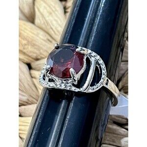NWT Cushioned Garnet On Rhodium Plating Ring Size 9.75 Mob Wife Statement